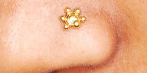 nose_piercing_gold_stud1 nose_piercing_gold_stud1